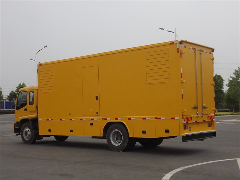 汉南发电车出租- 柴油发电机油箱怎么清洗