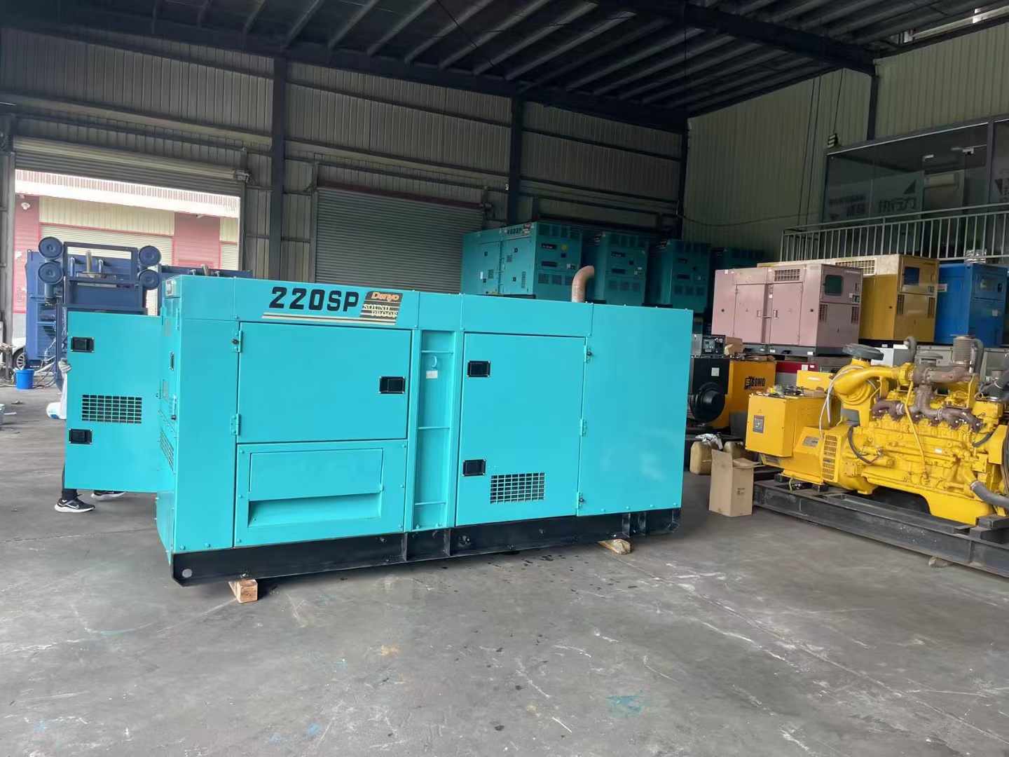 汉南800kW 柴油发电机的输出电流波动范围是多少？