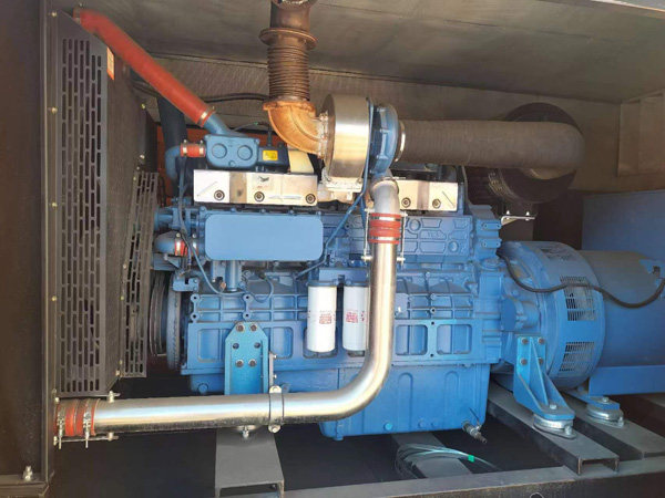 汉南柴油发电机组一般有几种电压输出？