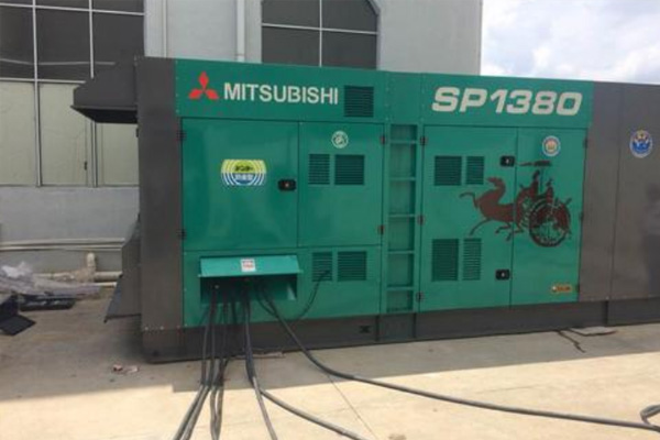 汉南为什么有些柴油发电机组的输出电压可以调节？