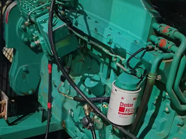 汉南如何确定新的发电机组控制系统是否与原系统兼容？